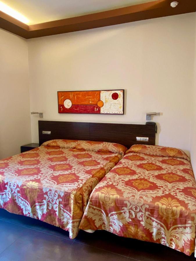 Hospedium Hotel Los Periquitos 福尔图纳 外观 照片
